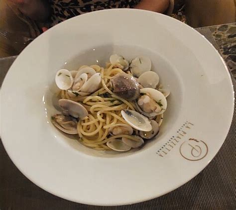 Italian eating real Italian pizza in Dubai - Reviews, Photos - La ...