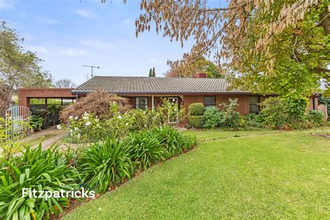 Sold 33 Balmoral Crescent, Lake Albert NSW 2650 on 11 Aug 2023 - 2018607667 | Domain