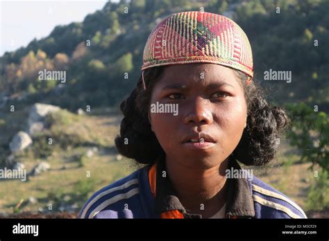 People in Madagascar 的图像结果