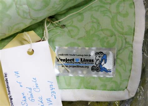 The Pocomoke Public Eye: "Project Linus" Blankets Delivered To Saxis