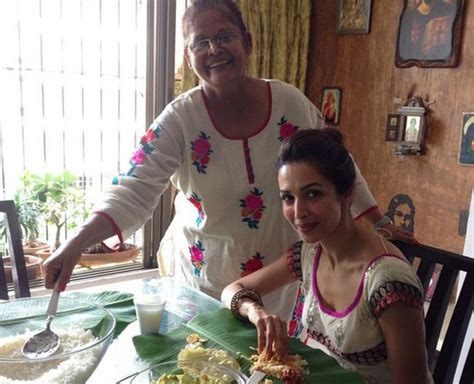 Stay Skinny Secrets Of Women Who Never Diet In Hindi | stay skinny ...