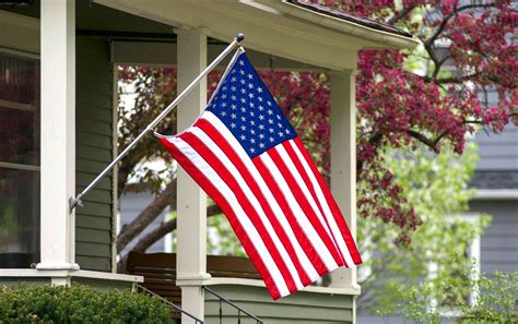 Which Side Of Porch To Hang American Flag | Storables