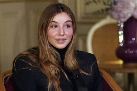 Italian prince explains decision to renounce throne to fashion model daughter, 19