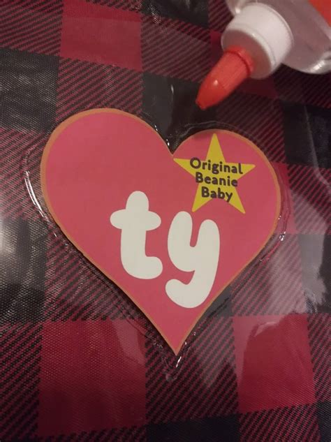 Beanie Baby Costume (With Free Printable) - DIY Couple Blog