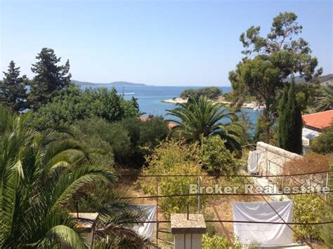 Insel Hvar - Altes Haus / Villa mit 200 m2 Wohnfläche auf 1000 m2 Land