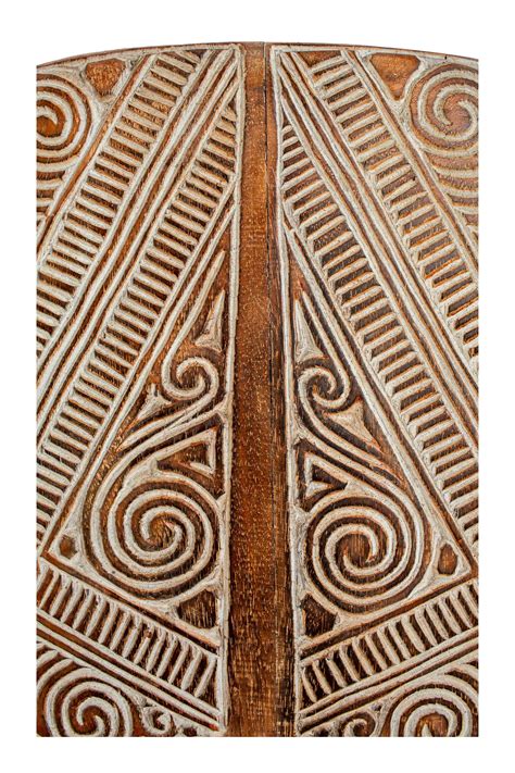 Toraja Female Warrior Symbol - Style 10 – Decorcorner