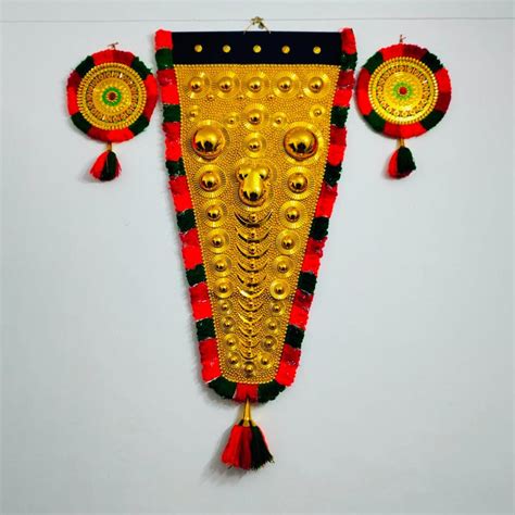 Nettipattam Alavattam Combo - Traditional Kerala Home Decor – The ...