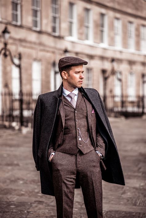 Peaky Blinders Tweed Outfit - How To Dress Like Thomas Shelby - Your ...