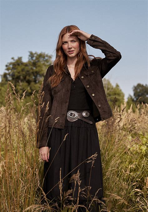 Tall vs Short: Which Is Better Overall? – American Tall