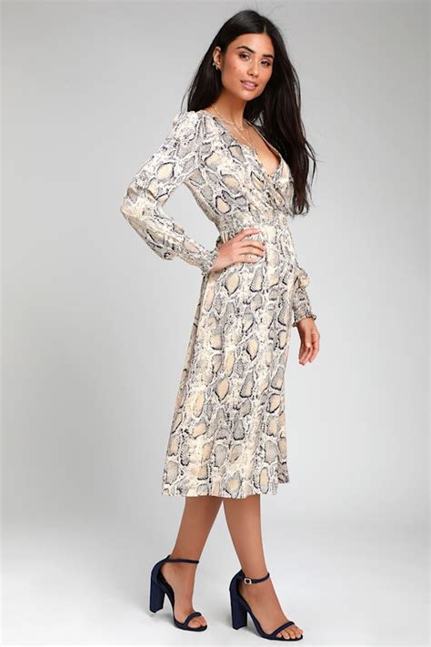 Buy little mistress long sleeve dress - In stock