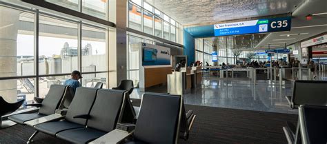 Dallas Fort Worth International Airport - HNTB