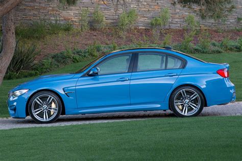 2017 BMW M3 VINs, Configurations, MSRP & Specs - AutoDetective