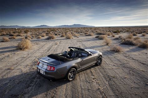 2010 Ford Mustang Shelby GT500 Convertible - HD Pictures @ carsinvasion.com