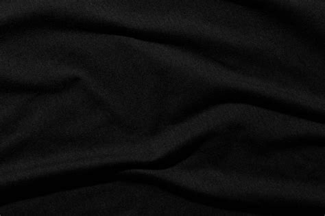 Night Cream Vs Moisturiser Vs Serum - Which Is Best For Your Skin ...