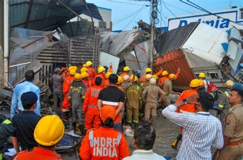 Lucknow tragedy: Government sets up three-member panel to probe ...