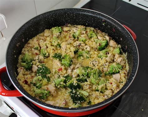 Chicken and broccoli ragout with millet - Pödör