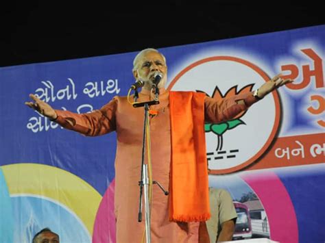 Is Gujarat a beggar state? Are we standing in front of Delhi with a ...