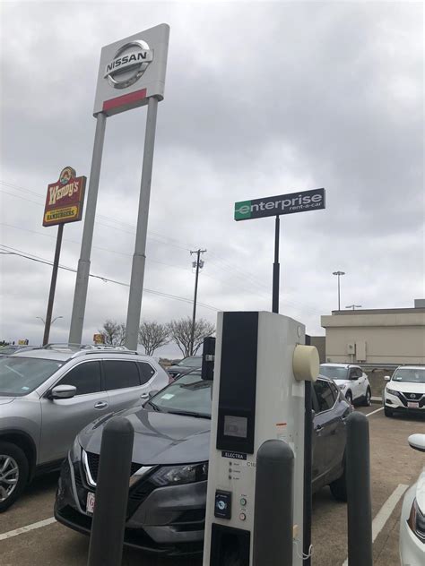 Grubbs Nissan | Bedford, TX | EV Station
