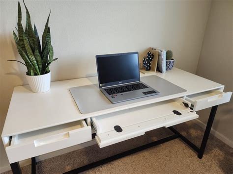 Simpli Home Banting 60-in Brown Modern/Contemporary Rubberwood Computer ...