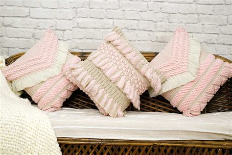 The Haven Hue Cushion – Loomcraft