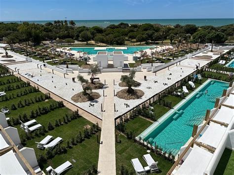 PUNTA CANDOR SUITES (Rota) - Villa Reviews, Photos, Rate Comparison ...