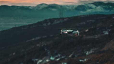 Download wallpaper 2560x1440 drone, quadrocopter, aircraft, device ...