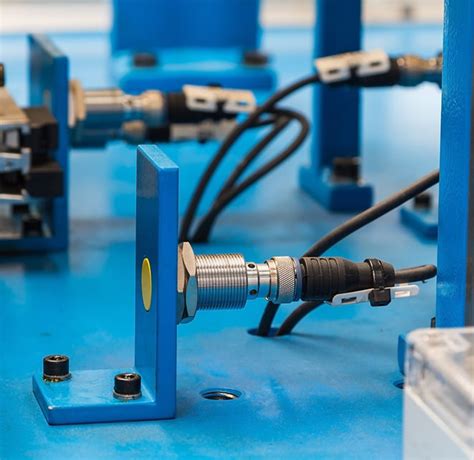 Solutions & Reference Designs | Solution - STMicroelectronics