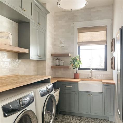 25 Modern And Neat Laundry Room Backsplash Ideas You Will Love