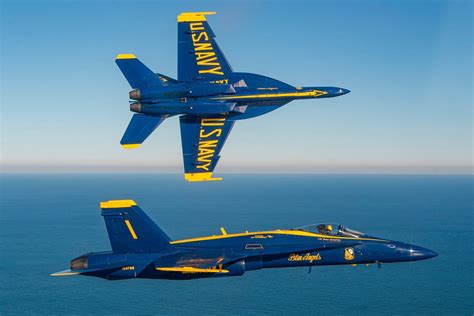 Blue Angels: adeus ao F/A-18C/D Hornet “Legacy”! – Força Aérea