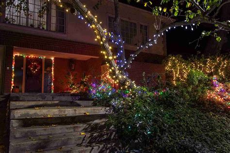 Chevy Chase Christmas Lights – New for 2022 - Chevy Chase Estates ...