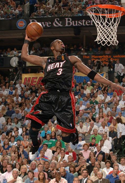 Dwayne Wade Lebron Dunk