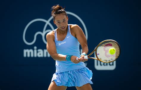 Tennis 郑钦文 的图像结果