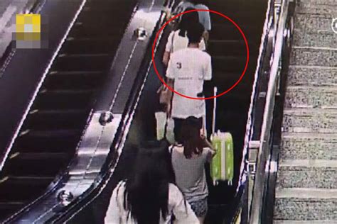 杭州女童被保姆遗留电梯后坠亡