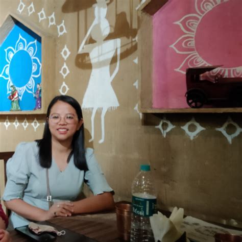 Left Sidebar - Helios by HTML5 UP