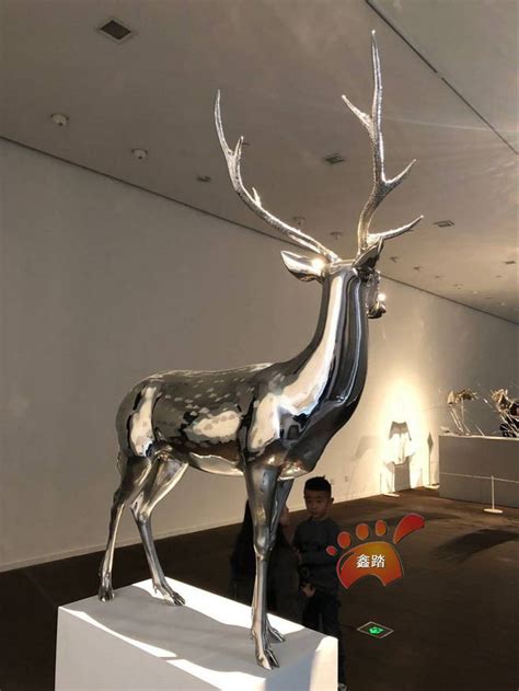 园林草地不锈钢鹿雕塑 小鹿雕塑 镜面鹿雕塑 _询价13902899804-站酷ZCOOL