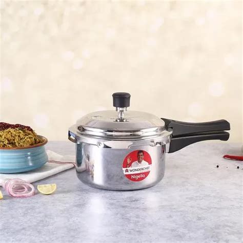 Wonderchef Nigella Tri-Ply Outer Lid Pressure Cooker