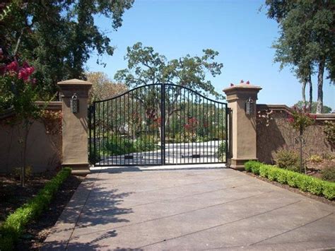 Gates | Gate repair Sacramento, Gate Installation Sacramento