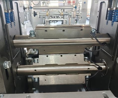 Down Paper Flow Pack Machine 的图像结果