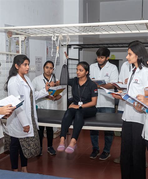 School Of Physiotherapy | RK University, First Private University in ...