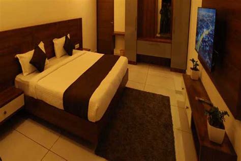 resorts in wayanad | lake view resort wayanad