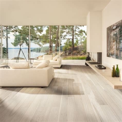Modern Hardwood Floor: A Guide To Choosing The Perfect Flooring For ...