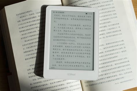 全球首发开箱:QQ阅读电子书・易 - 罗磊的独立博客