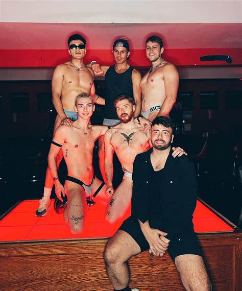 Lucky Horseshoe Lounge (@luckyhorseshoelounge) • Instagram photos and ...