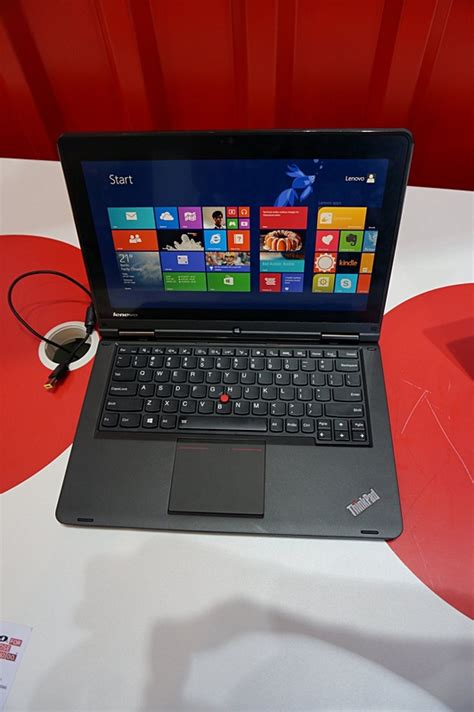 Lenovo introduceert Flex-laptops en nieuwe Yoga's - Tweakers
