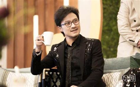 2018歌手第二期汪峰排名第三 最终冠军归属或是他 - 问剧