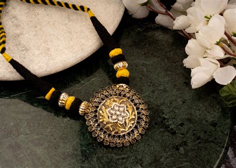 925 Sterling Silver Two Tone Chitai Necklace with Adjustable Patwa Thr ...