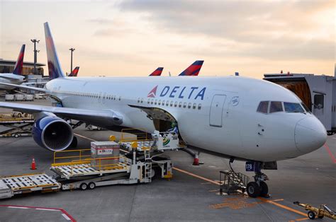 Delta Platinum Amex Annual Fee | Million Mile Secrets