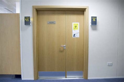 NEW in our radiation protection range - LEAD DOORS - Midland Lead
