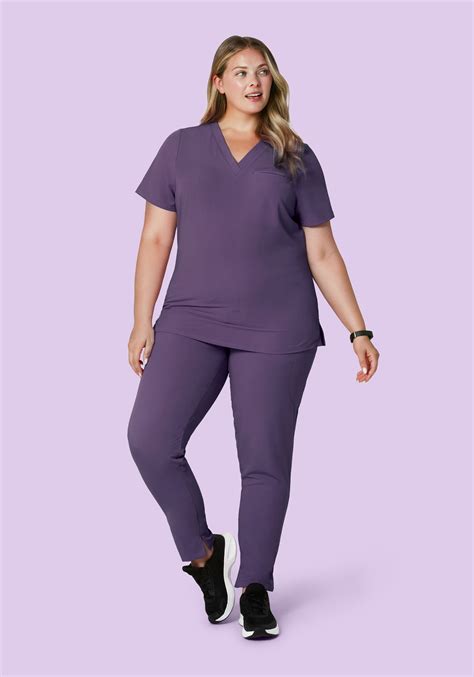 6 Pocket Slim Pants Dewberry - Mandala Scrubs