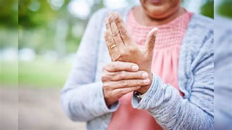 Osteoporosis: 5 Most Important Tips To Reduce The Deadly Risk Of Weak ...